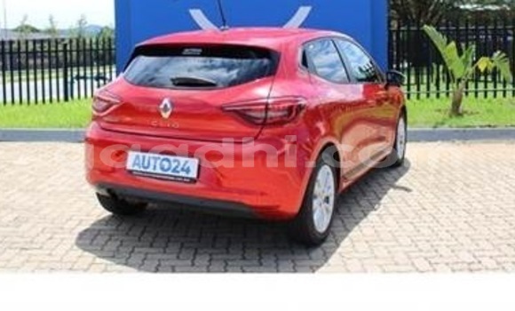 Nunua Ilio tumika Renault Clio Nyekundu Gari ndani ya Mogadishu nchini Somalia Nunua Ilio tumika Renault Clio Nyekundu Gari ndani ya Mogadishu nchini Somalia