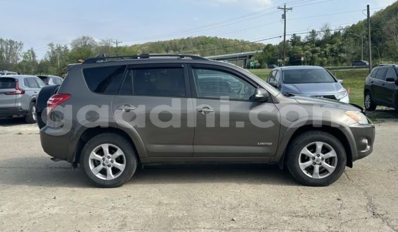 Big with watermark toyota rav4 somalia berbera 5894