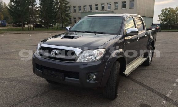 Nunua Ilio tumika Toyota Hilux Nyingine Gari ndani ya Berbera nchini Somalia