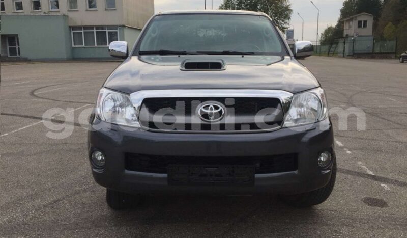 Big with watermark toyota hilux somalia berbera 5901