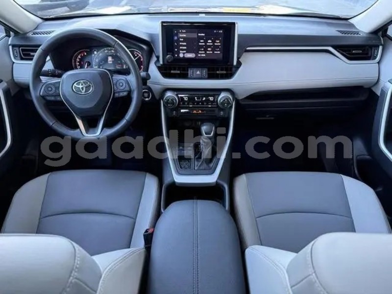 Big with watermark toyota rav4 bari bandarmu ayo 5909