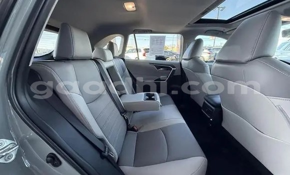 ይግዙ ያገለገለ Toyota RAV4 ሌላ መኪና በ ባንድሩሞኢዮ በ ባሪ ይግዙ ያገለገለ Toyota RAV4 ሌላ መኪና በ ባንድሩሞኢዮ በ ባሪ