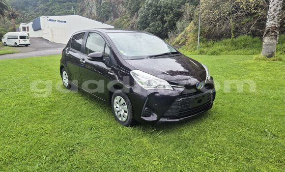 ይግዙ ያገለገለ Toyota Vitz ጥቁር መኪና በ ሞቃዲሾ በ ሶማሊያ ይግዙ ያገለገለ Toyota Vitz ጥቁር መኪና በ ሞቃዲሾ በ ሶማሊያ