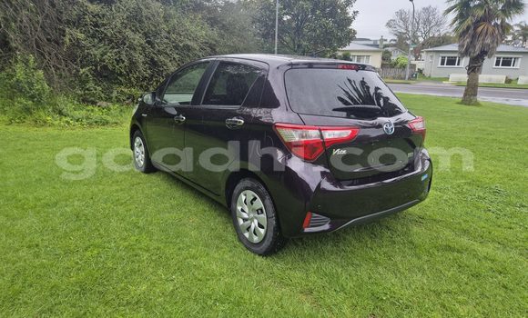 ይግዙ ያገለገለ Toyota Vitz ጥቁር መኪና በ ሞቃዲሾ በ ሶማሊያ ይግዙ ያገለገለ Toyota Vitz ጥቁር መኪና በ ሞቃዲሾ በ ሶማሊያ