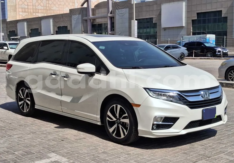 Big with watermark honda odyssey somalia mogadishu 5930