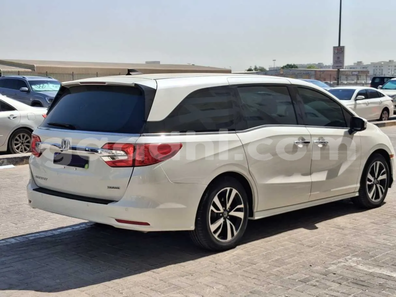 Big with watermark honda odyssey somalia mogadishu 5930