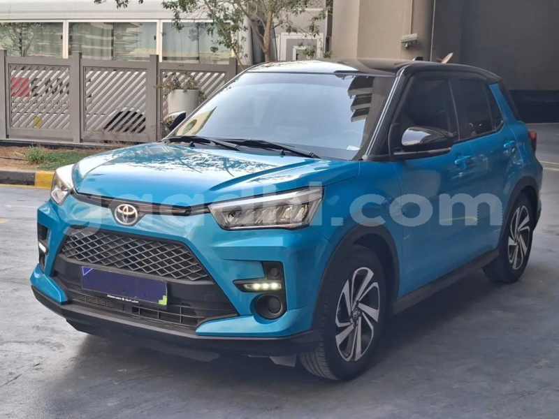 Big with watermark toyota ractis somalia mogadishu 5934