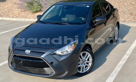 Buy Used Toyota Yaris Black Car in Mogadishu in Somalia