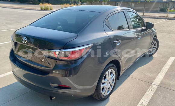 ይግዙ ያገለገለ Toyota Yaris ጥቁር መኪና በ ሞቃዲሾ በ ሶማሊያ ይግዙ ያገለገለ Toyota Yaris ጥቁር መኪና በ ሞቃዲሾ በ ሶማሊያ