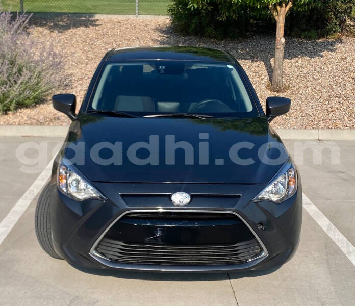 Big with watermark toyota yaris somalia mogadishu 5935