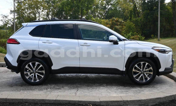 ይግዙ ያገለገለ Toyota Corolla Cross ነጭ መኪና በ ሞቃዲሾ በ ሶማሊያ ይግዙ ያገለገለ Toyota Corolla Cross ነጭ መኪና በ ሞቃዲሾ በ ሶማሊያ