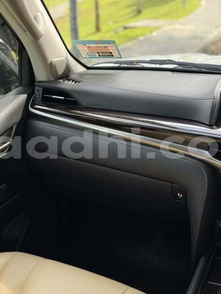 Big with watermark lexus lx somalia mogadishu 5948