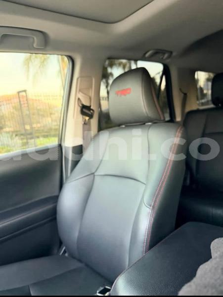 Big with watermark toyota 4runner somalia mogadishu 5949