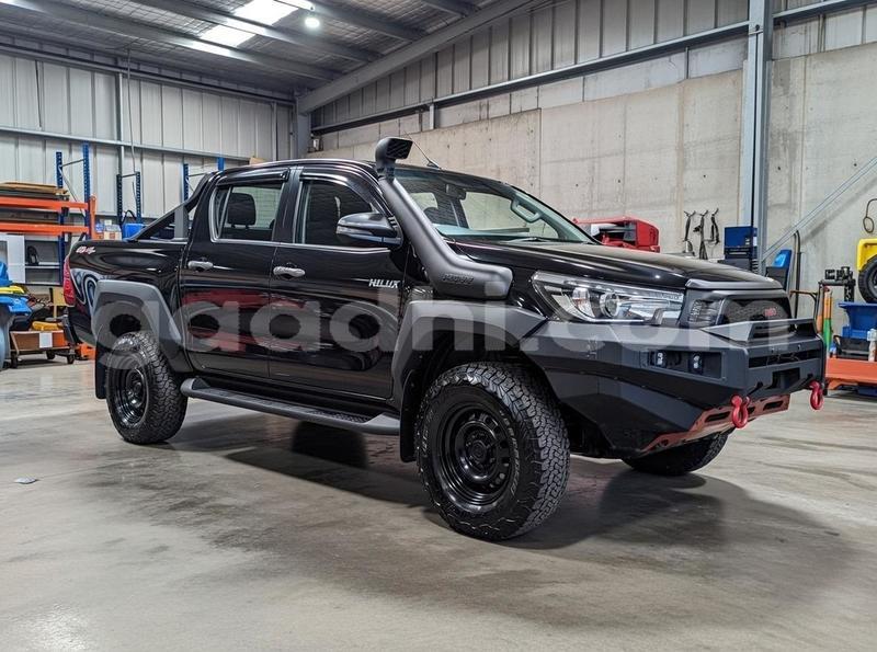 Big with watermark toyota hilux gedo luq 5972