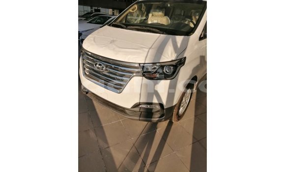 اشتري Imported Hyundai Accent أبيض سيارة في Import - Dubai في الصومال اشتري Imported Hyundai Accent أبيض سيارة في Import - Dubai في الصومال