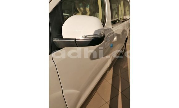 اشتري Imported Hyundai Accent أبيض سيارة في Import - Dubai في الصومال اشتري Imported Hyundai Accent أبيض سيارة في Import - Dubai في الصومال