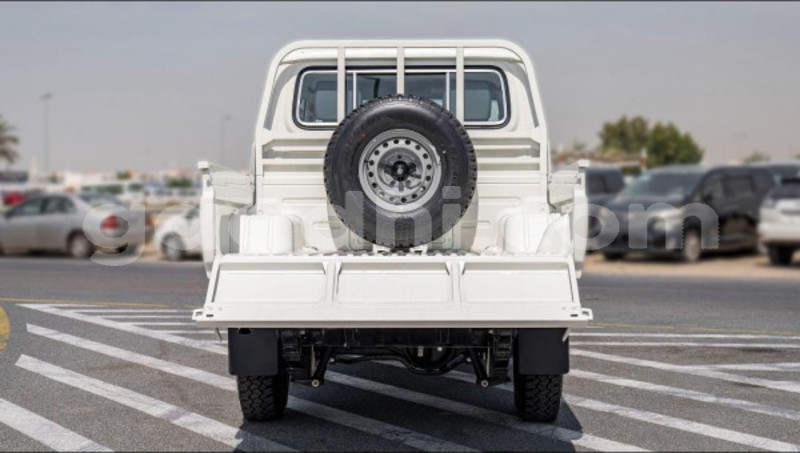 Big with watermark toyota land cruiser banadir muqdisho 5974