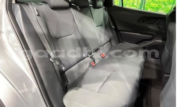 Oofamaa Toyota Prius Silver Makiinaa iti Mogadishu keessatti Somalia keessatti Oofamaa Toyota Prius Silver Makiinaa iti Mogadishu keessatti Somalia keessatti