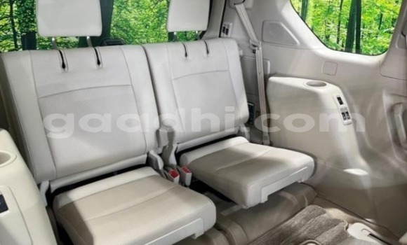 Oofamaa Toyota Land Cruiser Prado Black Makiinaa iti Mogadishu keessatti Somalia keessatti Oofamaa Toyota Land Cruiser Prado Black Makiinaa iti Mogadishu keessatti Somalia keessatti