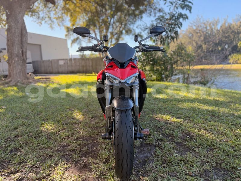 Big with watermark ducati streetfighter bari alula 5979