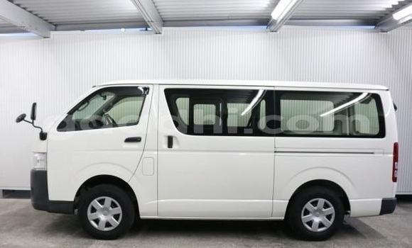 اشتري مستعمل Toyota Hiace أبيض سيارة في مقديشو في الصومال اشتري مستعمل Toyota Hiace أبيض سيارة في مقديشو في الصومال