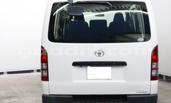 اشتري مستعمل Toyota Hiace أبيض سيارة في مقديشو في الصومال اشتري مستعمل Toyota Hiace أبيض سيارة في مقديشو في الصومال