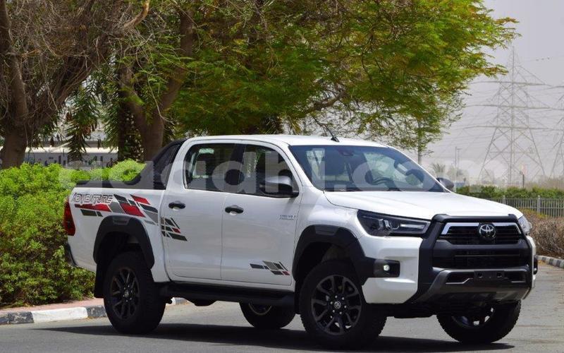 Big with watermark toyota hilux somalia mogadishu 5983