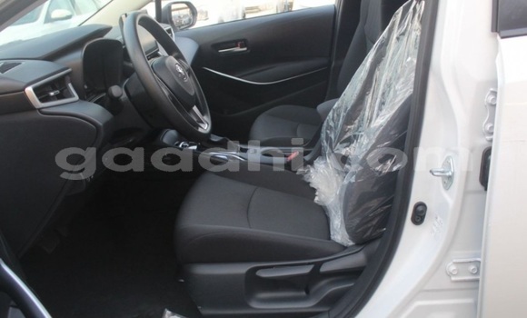 Acheter Occasion Voiture Toyota Corolla Blanc à Bandarmu'ayo, Bari Acheter Occasion Voiture Toyota Corolla Blanc à Bandarmu'ayo, Bari