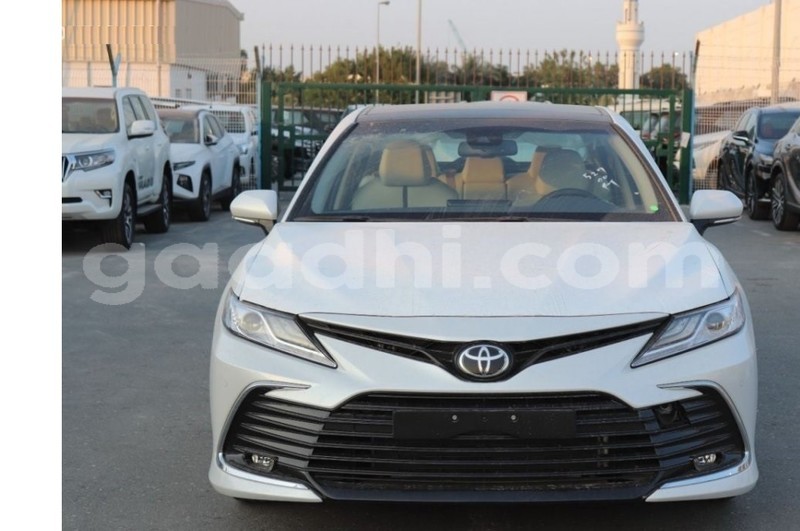 Big with watermark toyota camry somalia mogadishu 6015