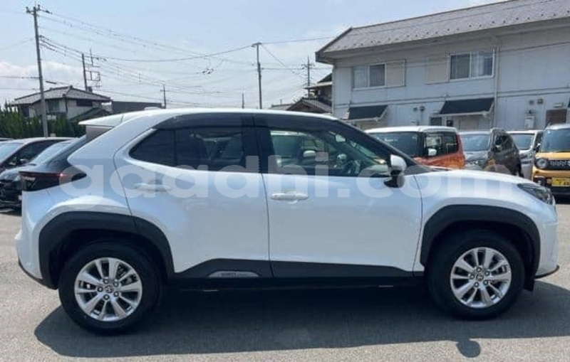 Big with watermark toyota yaris bari bandarmu ayo 6017