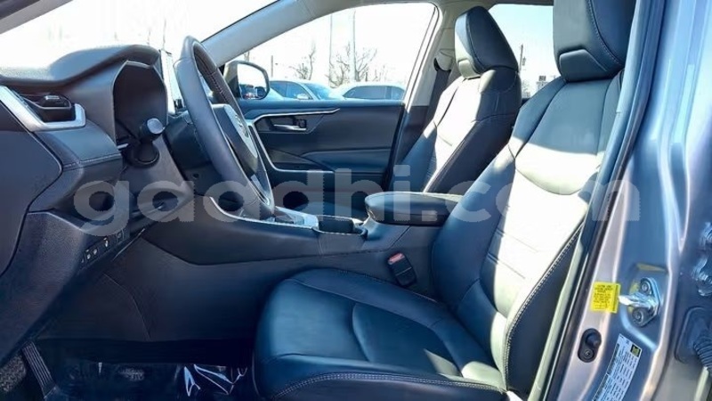 Big with watermark toyota rav4 bari bandarmu ayo 6018