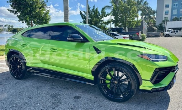 Buy Used Lamborghini Urus Green Car in Baki in Awdal