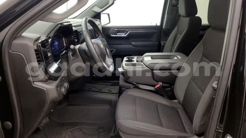 Big with watermark chevrolet silverado bari bandarmu ayo 6024
