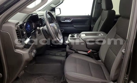 Buy Used Chevrolet Silverado Black Car in Bandarmu'ayo in Bari Buy Used Chevrolet Silverado Black Car in Bandarmu'ayo in Bari