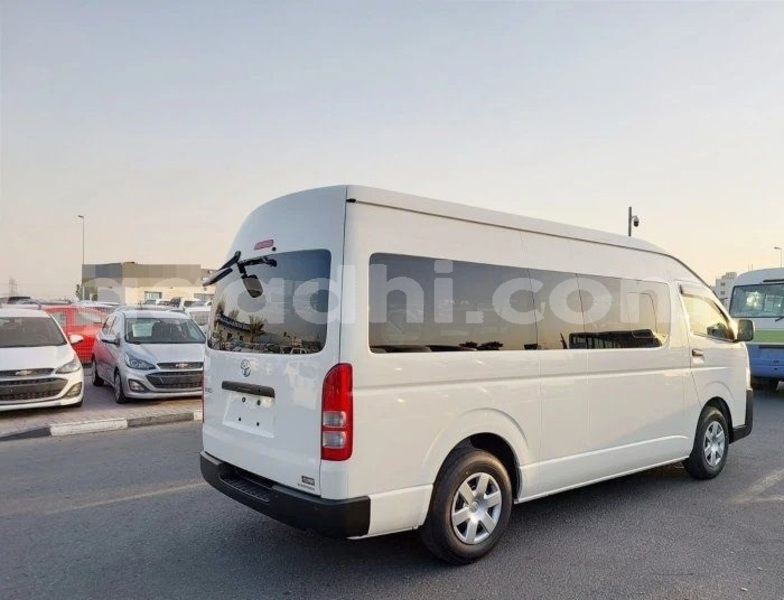 Big with watermark toyota hiace bari bandarmu ayo 6026