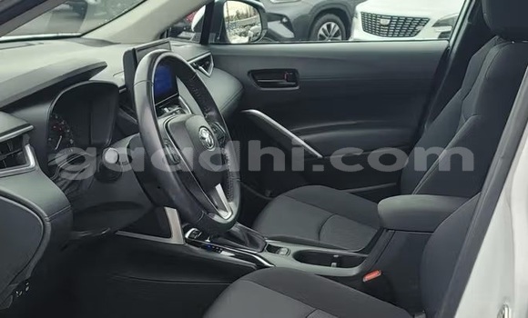 Buy Used Toyota Corolla Cross White Car in Bandarmu'ayo in Bari Buy Used Toyota Corolla Cross White Car in Bandarmu'ayo in Bari