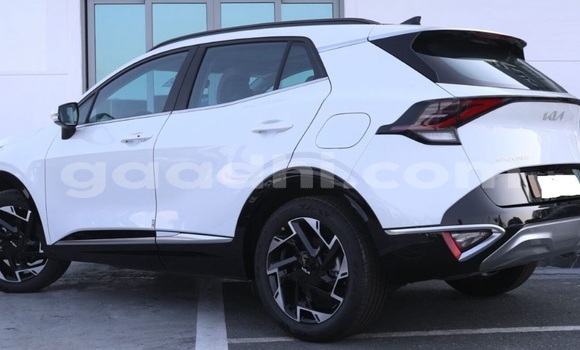 اشتري مستعمل Kia Sportage أبيض سيارة في Bandarmu'ayo في باري اشتري مستعمل Kia Sportage أبيض سيارة في Bandarmu'ayo في باري