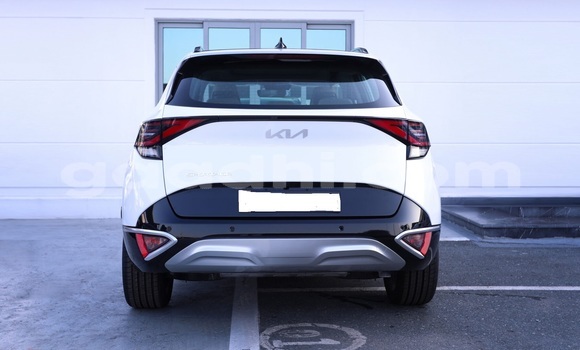 اشتري مستعمل Kia Sportage أبيض سيارة في Bandarmu'ayo في باري اشتري مستعمل Kia Sportage أبيض سيارة في Bandarmu'ayo في باري