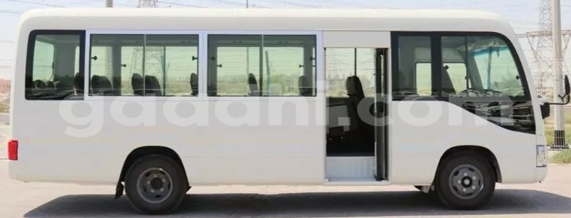 Big with watermark toyota coaster bari bandarmu ayo 6046