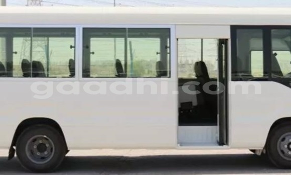 اشتري مستعمل Toyota Coaster أبيض سيارة في Bandarmu'ayo في باري اشتري مستعمل Toyota Coaster أبيض سيارة في Bandarmu'ayo في باري