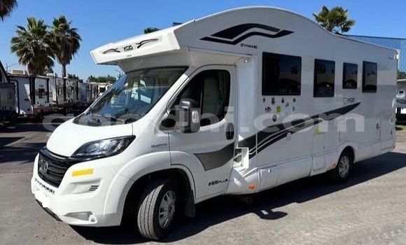 اشتري مستعمل Fiat 900T أبيض سيارة في Bandarmu'ayo في باري اشتري مستعمل Fiat 900T أبيض سيارة في Bandarmu'ayo في باري