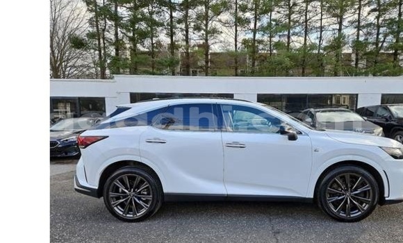 اشتري مستعمل Lexus RX 350 أبيض سيارة في Bandarmu'ayo في باري اشتري مستعمل Lexus RX 350 أبيض سيارة في Bandarmu'ayo في باري