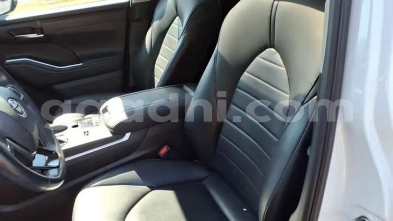 Big with watermark toyota highlander bari bandarmu ayo 6111