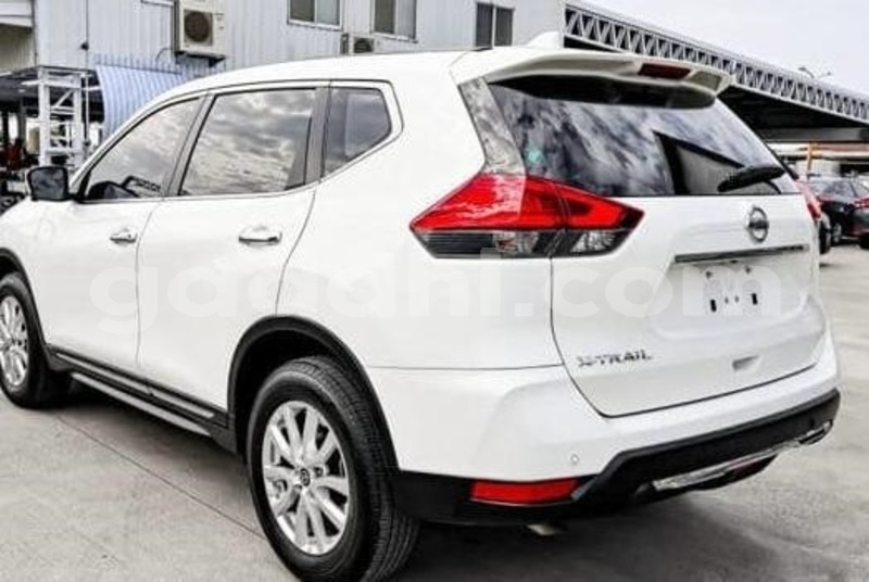 Big with watermark nissan x trail bari bandarmu ayo 6113
