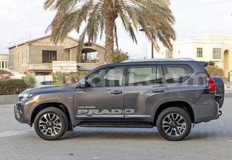 Big with watermark toyota land cruiser prado bari bandarmu ayo 6115