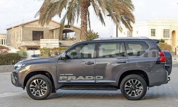 اشتري مستعمل Toyota Land Cruiser Prado آخر سيارة في Bandarmu'ayo في باري اشتري مستعمل Toyota Land Cruiser Prado آخر سيارة في Bandarmu'ayo في باري