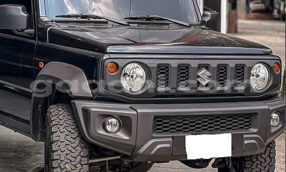 اشتري مستعمل Suzuki Jimny أسود سيارة في Bandarmu'ayo في باري اشتري مستعمل Suzuki Jimny أسود سيارة في Bandarmu'ayo في باري