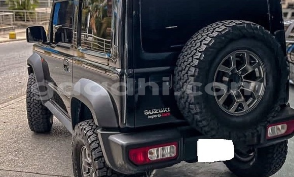 اشتري مستعمل Suzuki Jimny أسود سيارة في Bandarmu'ayo في باري اشتري مستعمل Suzuki Jimny أسود سيارة في Bandarmu'ayo في باري