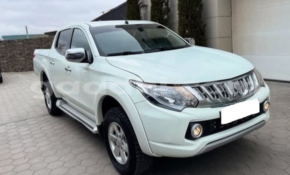 Buy Used Mitsubishi L200 White Car in Bandarmu'ayo in Bari Buy Used Mitsubishi L200 White Car in Bandarmu'ayo in Bari