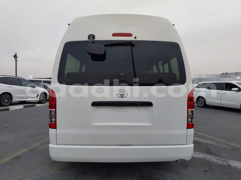 Big with watermark toyota hiace somalia mogadishu 6138